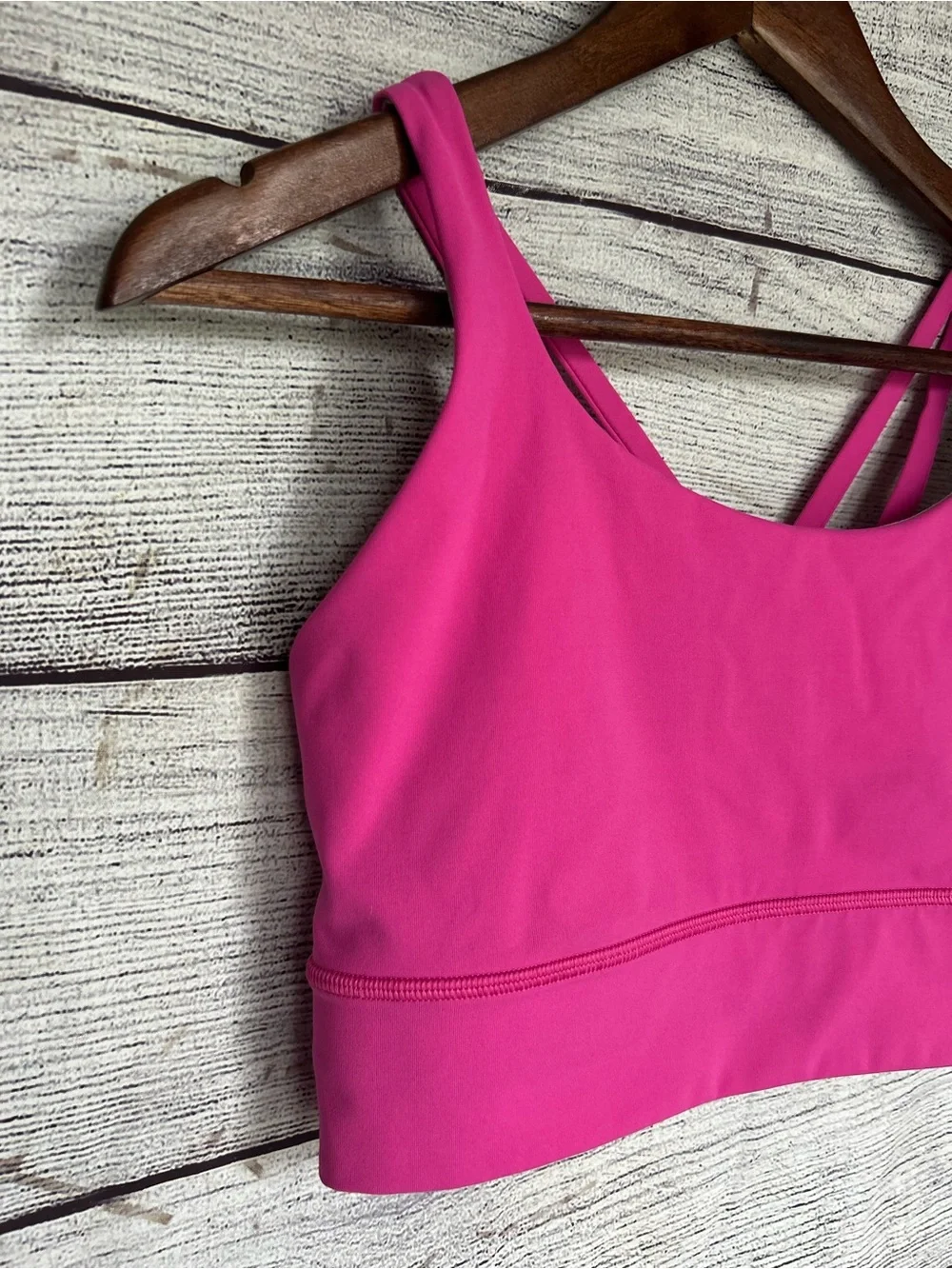 Lululemon Energy Longline Bra Medium Support, B–D Cups in Sonic Pink size 10